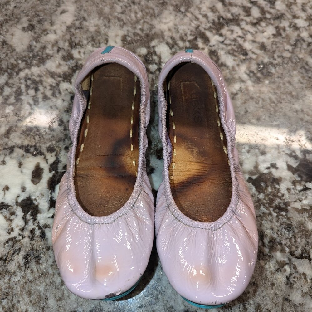 Lavender patent leather Tieks SZ 7